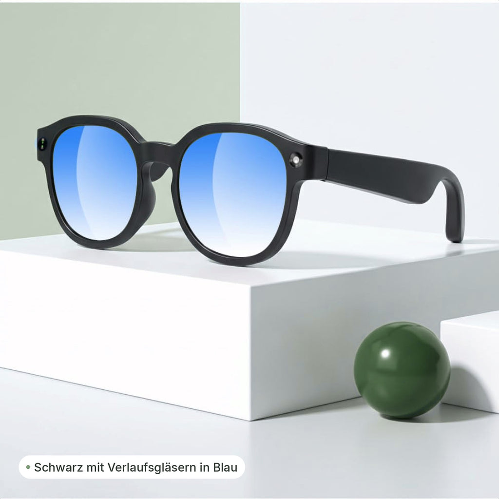 flynk G4 in Schwarz mit blauen Verlaufsgläsern auf einem Podest